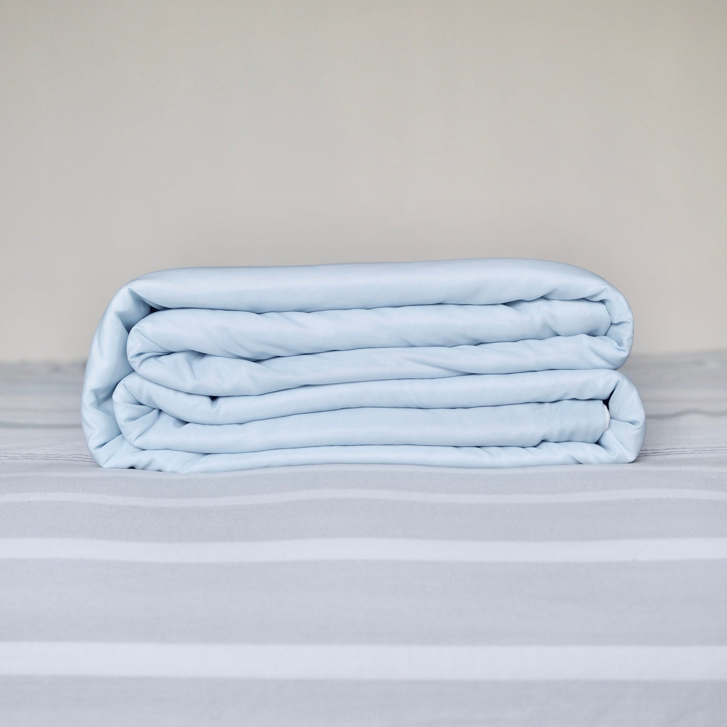 Breezy Sleep | Original Cooling Blanket, Cooling Comfort for Hot Sleepers, Qmax 0.22